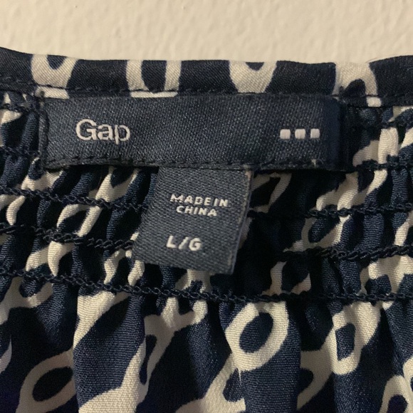 3/$20 Gap Sundress Sheer Fabric - Picture 3 of 3